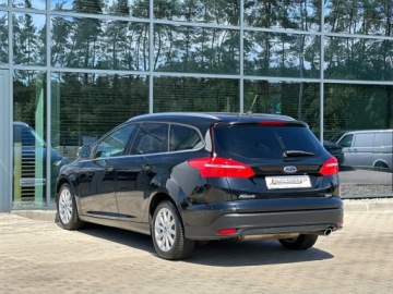 Ford Focus III Kombi Facelifting 1.5 EcoBoost 150KM 2017 Ford Focus Półskóra! Kamera Czujniki Asystent, zdjęcie 5