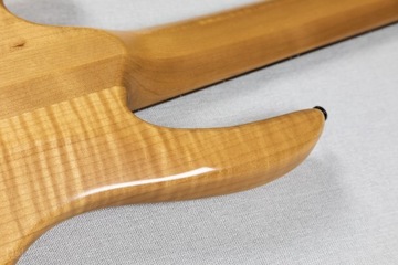 Hohner B Bass V - gitara basowa