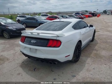 Ford Mustang VI Fastback Facelifting 5.0 Ti-VCT 450KM 2022 Ford Mustang 2022r, GT Premium, 5.0L 5.0 Benzyna 450KM, zdjęcie 3