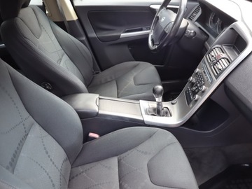 Volvo XC60 I SUV 2.4 D3 163KM 2009 Volvo XC60 2.4 D, 4X4, Xenon, Klima, Klimatronic, zdjęcie 8