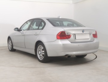 BMW Seria 3 E90-91-92-93 Limuzyna E90 318d 122KM 2007 BMW 3 318 d, Navi, Xenon, Klima, Klimatronic, zdjęcie 3