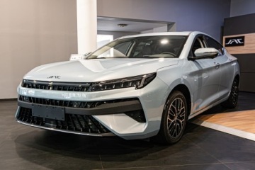 JAC 2025 JAC J7 Plus 1.5T CVT Sedan 136KM 2025, zdjęcie 2