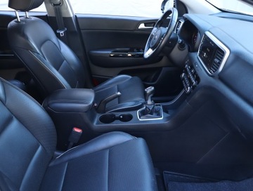 Kia Sportage IV SUV Facelifting 1.6 GDI 132KM 2019 Kia Sportage 1.6 GDI, Salon Polska, Serwis ASO, zdjęcie 8