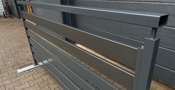 Профильный пролетный панельный забор под дерево - набор образцов