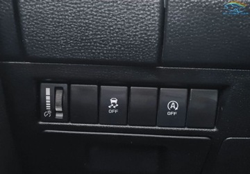Isuzu D-Max III Extended Cab 1.9 Ddi 163KM 2020 Isuzu D-Max 2020 Isuzu D-Max III Double Cab 1.9 Ddi 163KM 1.9 Diesel 163KM, zdjęcie 24