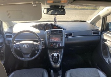 Toyota Verso Minivan Facelifting 1.8 Valvematic 147KM 2017 Toyota Verso 1.8 Prestige 7os ASO LPG Toyota Mikolajczak Leszno 1.8, zdjęcie 3