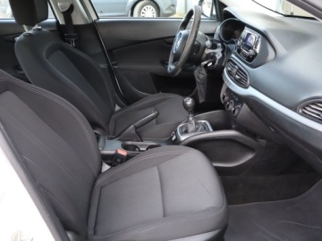 Fiat Tipo II Hatchback 1.4 95KM 2018 Fiat Tipo 1.4 16V, Salon Polska, 1. Właściciel, zdjęcie 8