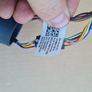 КРЫШКА ЗАРЯДНОГО ПОРТА TESLA 3 ЕВРОПА 1505514-00-D