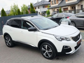 Peugeot 3008 II Crossover 1.2 PureTech 130KM 2018 Peugeot 3008 ___White Pearl___ALLURE___130KM LED Skora Kamera Virtual Cock, zdjęcie 4