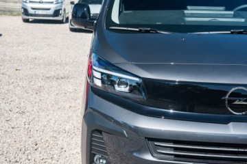 Opel Zafira D 2026 Opel Zafira Extra Long L2H1 Business VIP AT8 2.2 180KM 2026, zdjęcie 3