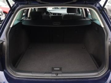 Volkswagen Golf VII Variant Facelifting 1.6 TDI-CR DPF BMT 115KM 2017 VW Golf 1.6 TDI, Klima, Klimatronic, Tempomat, zdjęcie 12