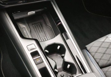 Volkswagen Passat B9 2025 Volkswagen Passat R-Line Pakiety, ACC, Hak, Kamera 360, GPS, HarmanKardon, zdjęcie 25