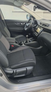 Nissan Qashqai II Crossover 1.5 dCi 110KM 2017 Nissan Qashqai 1,5 diesel NAVI klimatronic OPLACONY 133 tys km 1.5 Diesel, zdjęcie 16