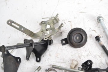 Винты крепления рамы HONDA CB 600 HORNET PC41