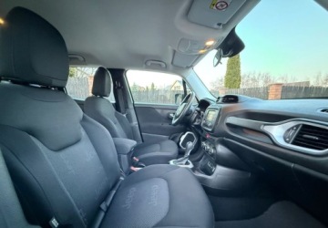 Jeep Renegade SUV 1.4 MultiAir 140KM 2016 Jeep Renegade Jeep Renegade 1.4 MultiAir Limited FWD SampS 1.4 Benzyna, zdjęcie 25