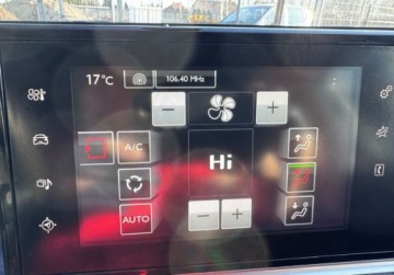 Citroen C4 Cactus Crossover Facelifting 1.2 PureTech 110KM 2018 Citroen C4 Cactus bezwypadekserwispanoramajak nowe 1.2 Benzyna 110KM, zdjęcie 23