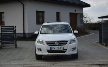 Volkswagen Tiguan I SUV 2.0 TDI CR DPF 170KM 2009 Volkswagen Tiguan 2.0TDI R-LINE 4x4 Navi Kamera 2 KPL ALU Oryginal Lakier, zdjęcie 2