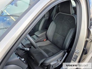 Volvo XC40 Crossover Facelifting 2.0 B3 163KM 2023 Volvo XC 40 PL Salon Core/Plus B3 163KM ACC BLIS M, zdjęcie 12