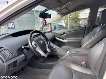 Toyota Prius III 2009 Toyota Prius III 1.8 Hybrid 2009r/ skóra/ navi/ kamera/ HUD, zdjęcie 7