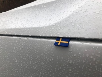 VOLVO POLESTAR R DESIGN ЭМБЛЕМА ФЛАГА ШВЕЦИИ