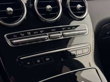 Mercedes GLC C253 SUV Facelifting 2.0 200d 163KM 2022 Mercedes-Benz GLC 4 Matic Kamera cofania CarPlayAndroid Auto Nawigacja, zdjęcie 22