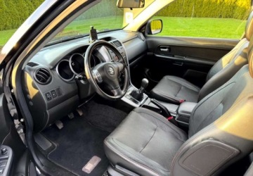 Suzuki Grand Vitara II SUV 1.6 i 16V 106KM 2008 Suzuki Grand Vitara Suzuki Grand Vitara 1.6 BlackampWhite 1.6 Benzyna, zdjęcie 9