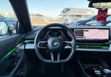 BMW Seria 5 G90-91 2025 BMW Seria 5 I wlasciciel M Pro 360 Hak Gwarancja Bezwypadkowy FVAT23, zdjęcie 32