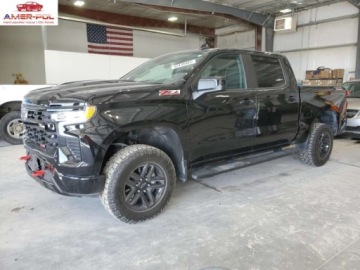 Chevrolet Silverado II 2023 Chevrolet Silverado 2023r., LT Trail Boss, od ubezpieczalni 5.3 Benzyna