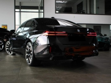 BMW Seria 5 G90-91 2026 BMW Seria 5 540d xDrive Sport Sedan 3.0 (303KM) 2026, zdjęcie 4