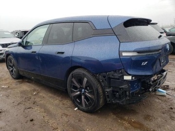 BMW 2022 BMW iX xdrive50, 2022r., 4x4 Elektryczny 516KM, zdjęcie 3