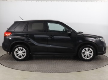 Suzuki Vitara III SUV 1.6 VVT 120KM 2016 Suzuki Vitara 1.6 VVT, Salon Polska, zdjęcie 5