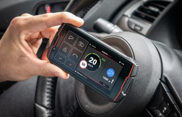 Yanosik GTm сенсорный экран с подпиской на 12 месяцев + Ручка, ароматизатор