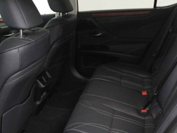 Lexus ES VII (XV70) Sedan Facelifting 300h 218KM 2025 Od ręki - 300h Prestige 2.5 Hybrid 218KM | Kamera 360!, zdjęcie 9