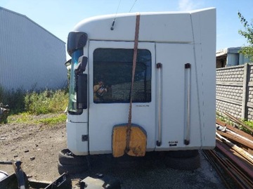 КАБИНА RENAULT MAGNUM LIFT VEGA DXI 2012 г.