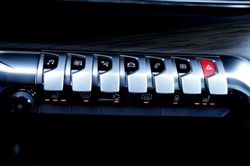 Peugeot 5008 II Crossover Facelifting 2.0 BlueHDi 177KM 2023 Peugeot 5008 GT kamera Skora adc Nawi PANORAMA bli, zdjęcie 30