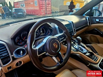 Porsche Cayenne II SUV Facelifting 3.6 V6 440KM 2017 Porsche Cayenne 3.6 V8 440KM Lifting bardzo bogata wersja auto bardzo zadb, zdjęcie 13