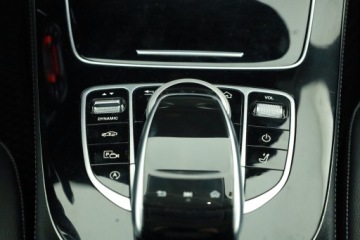 Mercedes Klasa E W213 All-Terrain 2.0 220d 194KM 2017 Mercedes E E 220 d 4MATIC, 1. Właściciel, zdjęcie 16