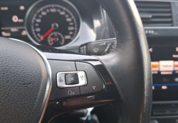 Volkswagen Golf VII Hatchback 3d Facelifting 1.0 TSI 110KM 2018 Volkswagen Golf VII 1.0 TSI BMT Trendline Benzyna 110KM, zdjęcie 22