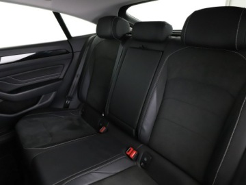 Volkswagen Arteon Fastback Facelifting 2.0 TDI 200KM 2022 Volkswagen Arteon full led virtual 4x4 navi kamera, zdjęcie 16