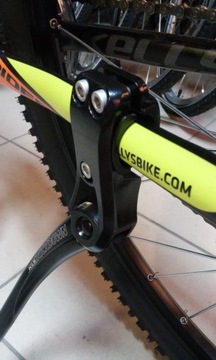 ЗАДНЯЯ ПОДДЕРЖКА ДЛЯ ВЕЛОСИПЕДА KELLYS KICKDOWN ДЛЯ РАМЫ 24–29 ДЮЙМОВ