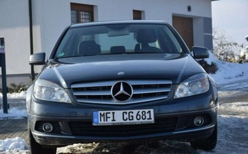 Mercedes Klasa C W204 Limuzyna 1.8 180 K 156KM 2009 Mercedes-Benz Klasa C 1.8B Kompresor Navi Oryginal Lakier 2 Kpl Kol Sprowa, zdjęcie 2