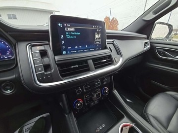 Chevrolet Suburban GMT900 2024 Chevrolet Suburban Z71 2Z7 2024 5.3l 5.3 Benzyna 420KM, zdjęcie 7