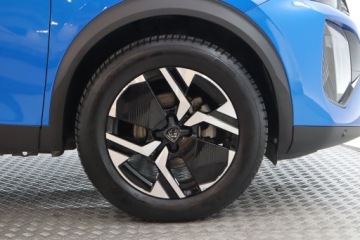 Peugeot 2008 II SUV Facelifting 1.2 PureTech 130KM 2024 Peugeot 2008 1.2 PureTech, Salon Polska, zdjęcie 14