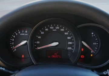 Kia Rio III Hatchback 3d 1.4 DOHC CVVT 109KM 2013 Kia Rio Kia Rio 1.4 Benzyna 109KM, zdjęcie 28