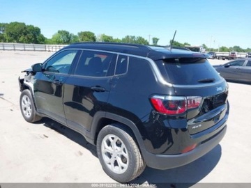 Jeep Compass II 2024 Jeep Compass 2024r, 2.0L, 4x4, Latitude 2.0 Benzyna 200KM, zdjęcie 4