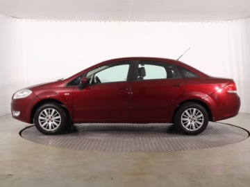Fiat Linea Sedan 1.4 77KM 2011 Fiat Linea 1.4, Salon Polska, Klima, zdjęcie 2