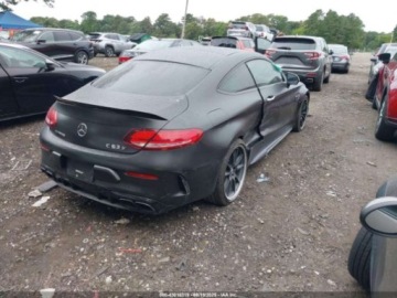 Mercedes Klasa C W205 2019 Mercedes-Benz Klasa C 63 AMG S 2019 4.0l 4.0 Benzyna 503KM, zdjęcie 5