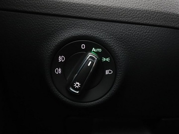 Skoda Superb III Kombi 1.8 TSI 180KM 2018 Škoda Superb Skoda Superb 1.8 TSI Automat, zdjęcie 35