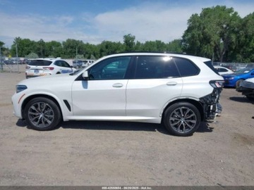 BMW X5 G05 2022 BMW X5 xDrive40i 2022 3.0l 3.0 Benzyna 335KM, zdjęcie 2