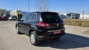 Volkswagen Tiguan I SUV 2.0 TDI CR DPF 140KM 2009 Volkswagen Tiguan 4 motion automat, zdjęcie 5